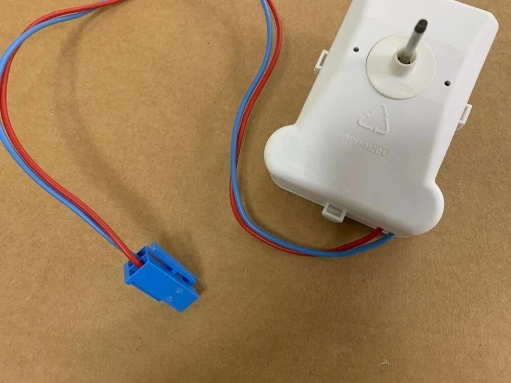 BUZDOLABI FAN MOTORU DC 9V BSH 00742827,9000573911